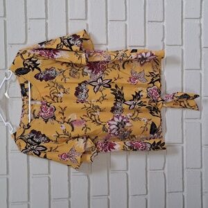 Rachel Rachel Roy Gold Floral Tie Front Short Sleeve Blouse. Size Large. NWOT